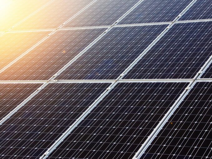 Wieviel qm Dachfläche für 1 kWp (Kilowattpeak)?